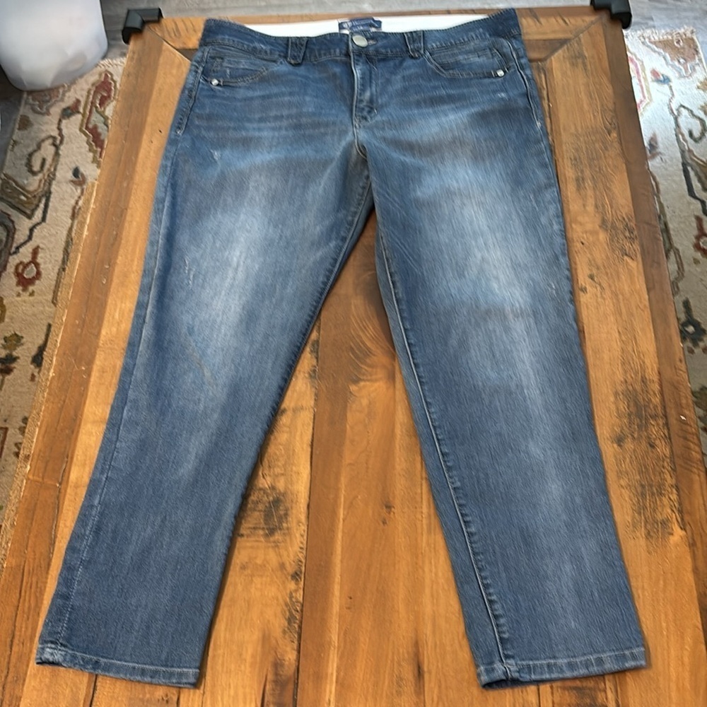 Democracy Ab Solution Straight leg Jeans, size 12
